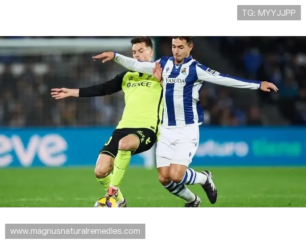 祖比门迪对比布斯克茨:新一代中场传承的战术角色与关键差异 祖比门迪对比布斯克茨:新一代中场传承的战术角色与关键差异