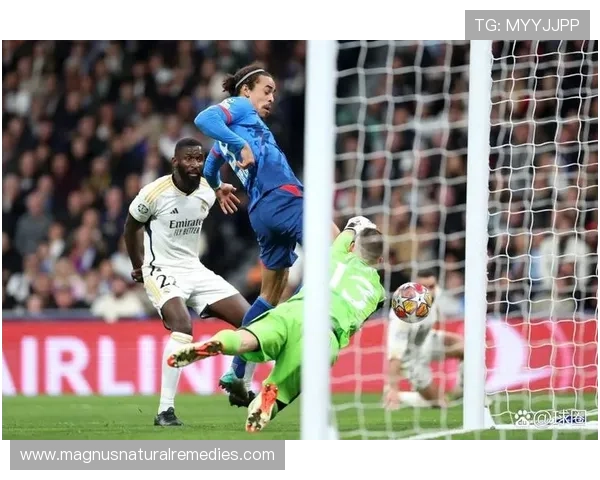 多特蒙德防线站位频遭对手针对,防守体系稳定性面临考验 多特蒙德防线站位频遭对手针对,防守体系稳定性面临考验